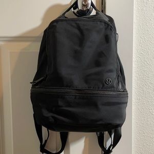 Lululemon mini backpack 10L